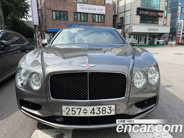 Bentley Flying Spur — экстерьер
