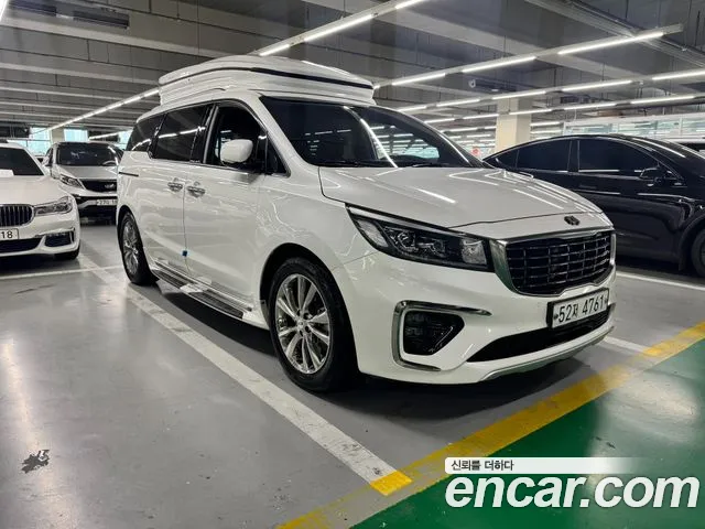Kia Carnival — экстерьер