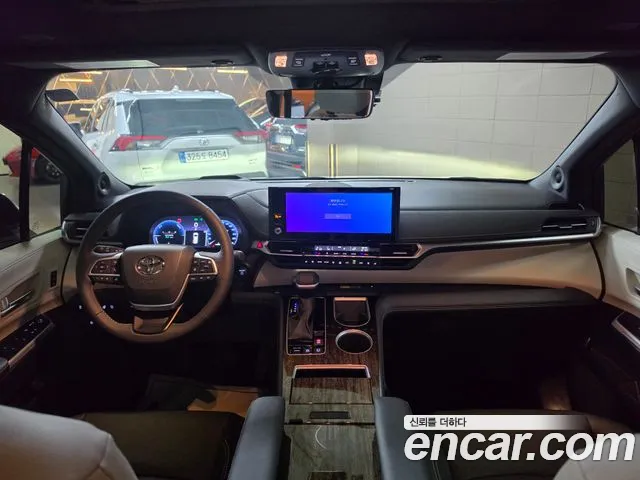 Toyota Sienna — интерьер
