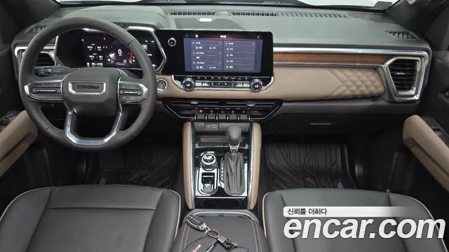 GMC Canyon — интерьер
