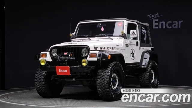 Jeep Wrangler — экстерьер