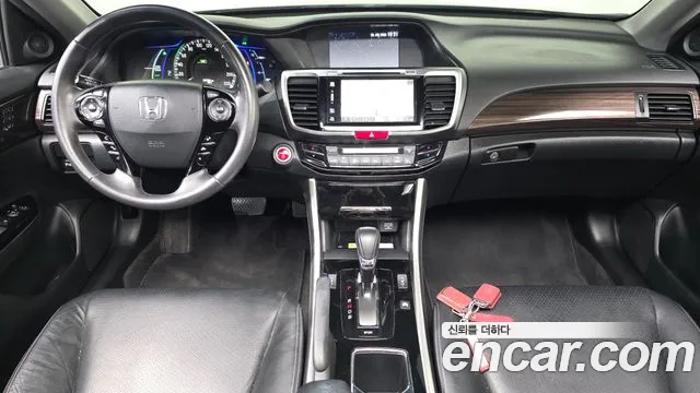 Honda Accord — интерьер