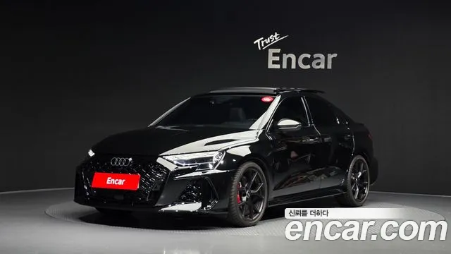 Audi RS3 — экстерьер