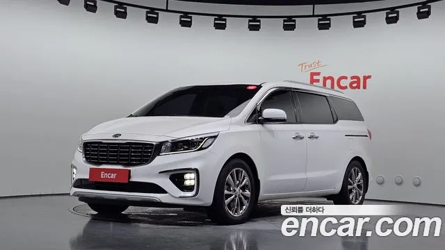 Kia Carnival — экстерьер