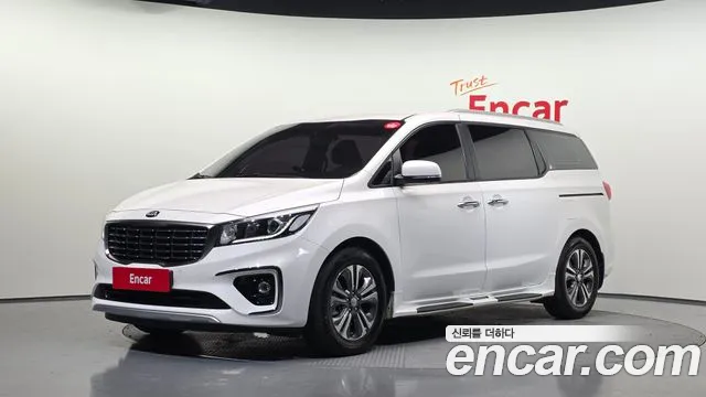 Kia Carnival — экстерьер