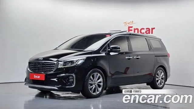 Kia Carnival — экстерьер