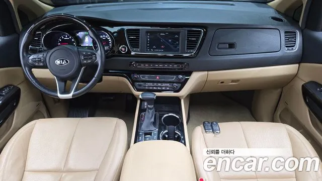 Kia Carnival — интерьер