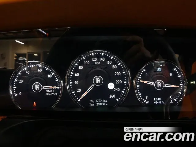 Rolls-Royce Ghost — интерьер