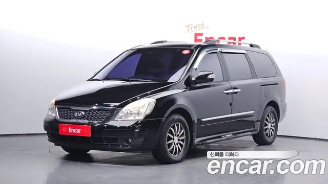 Kia Carnival — экстерьер