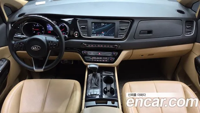 Kia Carnival — интерьер