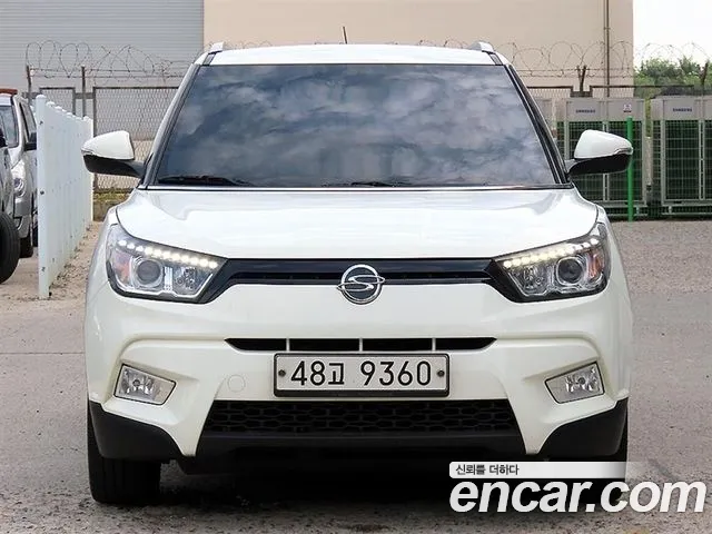 KG Mobility Tivoli — экстерьер