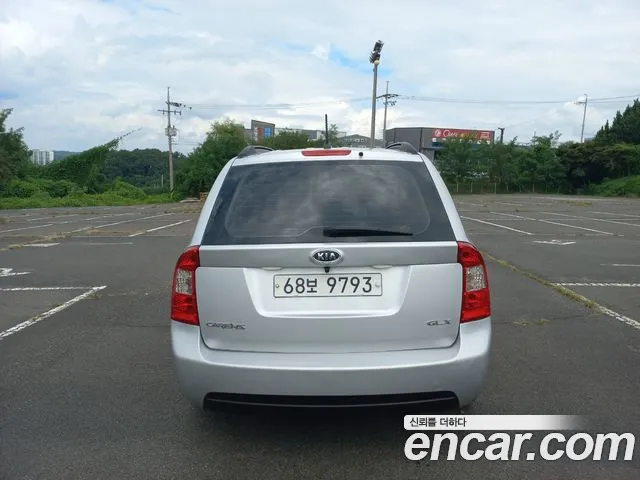 Kia Carens — интерьер