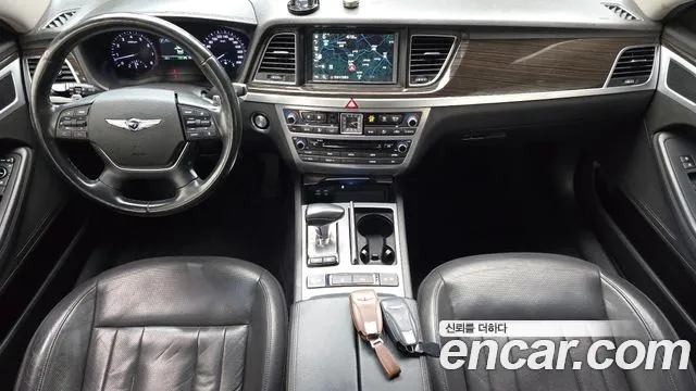 Genesis G80 — интерьер