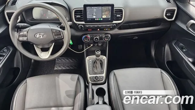 Hyundai Venue — интерьер