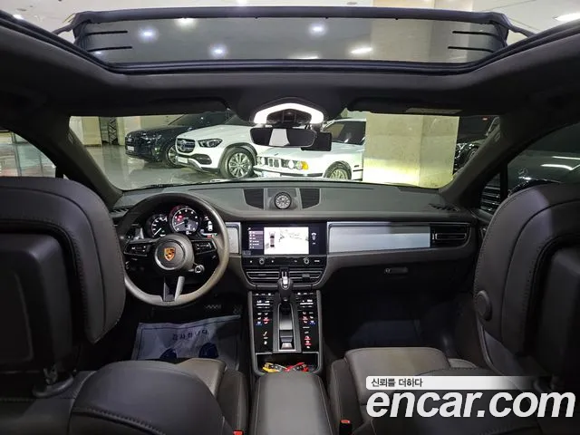 Porsche Macan — интерьер