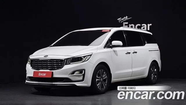 Kia Carnival — экстерьер