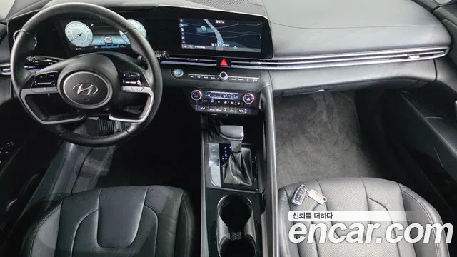 Hyundai Elantra — интерьер