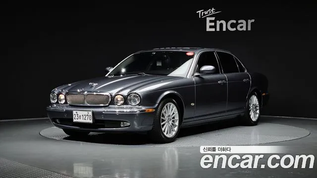 Jaguar XJ — экстерьер