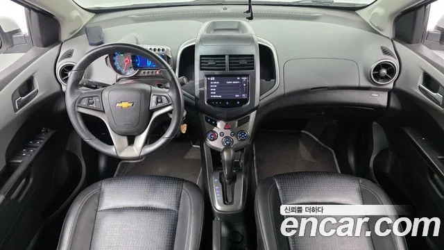 Chevrolet Korea Aveo — интерьер