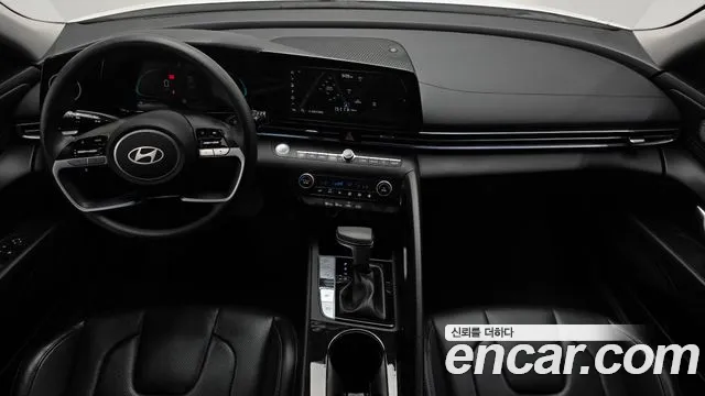 Hyundai Elantra — интерьер