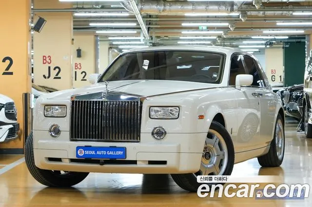 Rolls-Royce Phantom — экстерьер
