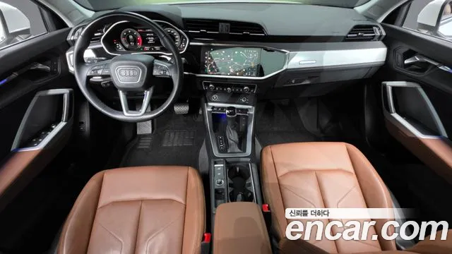 Audi Q3 — интерьер
