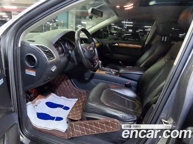 Audi Q7 — интерьер