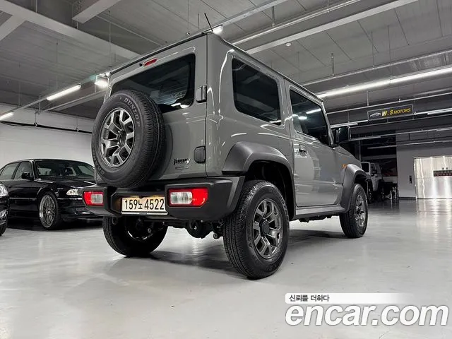 Suzuki Jimny — интерьер
