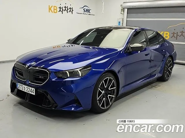 BMW M5 — экстерьер
