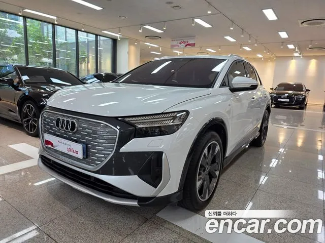 Audi Q4 e-tron — экстерьер