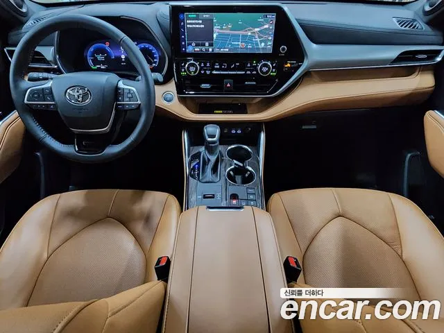 Toyota Highlander — интерьер