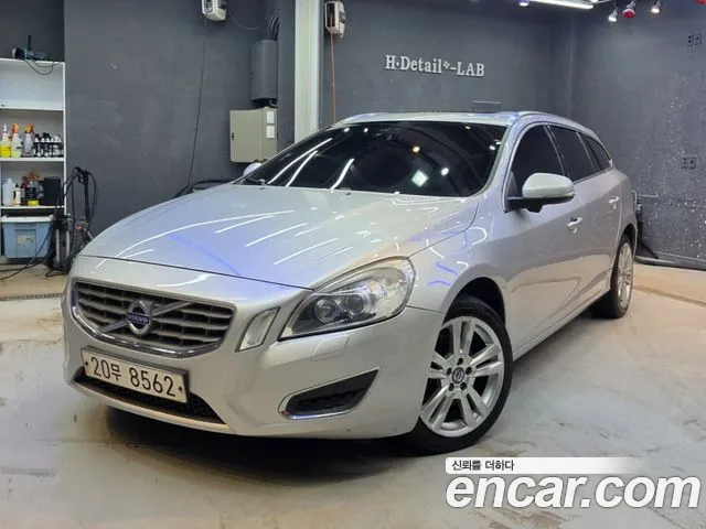 Volvo V60 — экстерьер