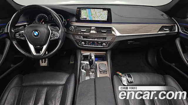 BMW 5 серия — интерьер