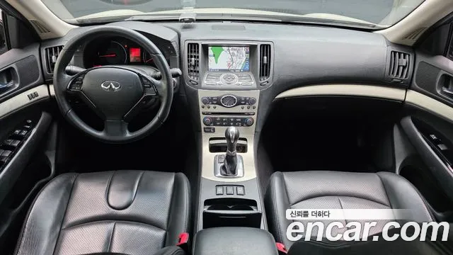 Infiniti G — интерьер
