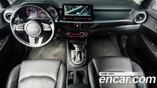 Kia K3 — интерьер