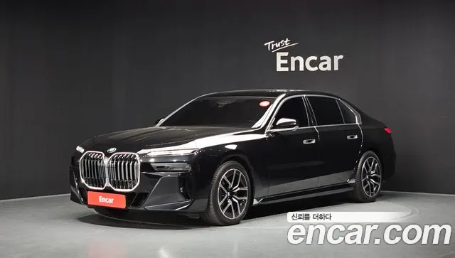BMW 7 серия — экстерьер
