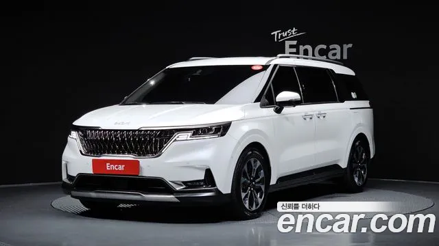 Kia Carnival — экстерьер