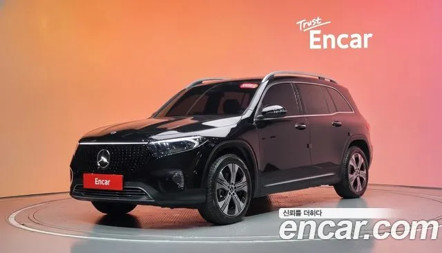 Mercedes-Benz EQB — экстерьер