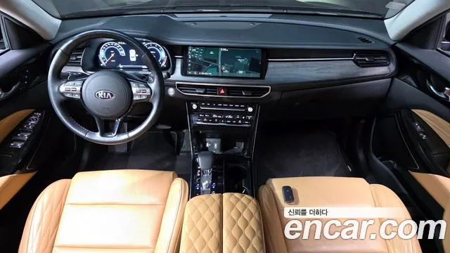 Kia K7 — интерьер