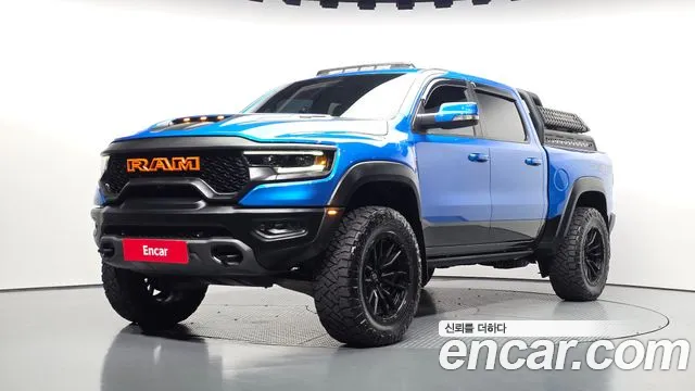 Dodge Ram Pickup — экстерьер