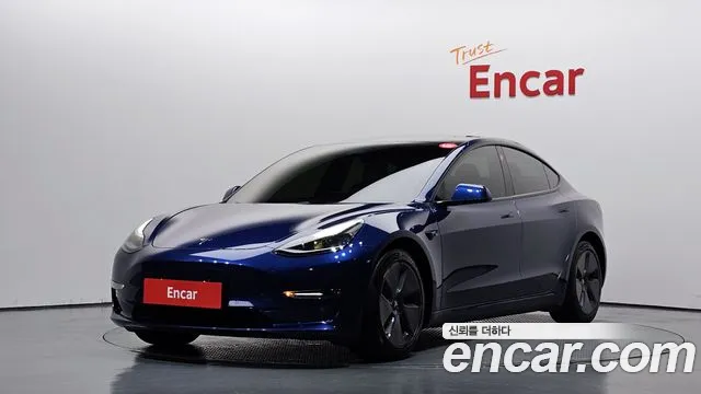 Tesla Model 3 — экстерьер