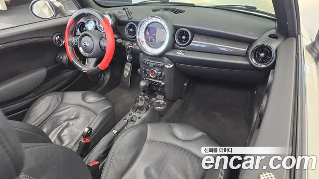 MINI Cooper Convertible — интерьер