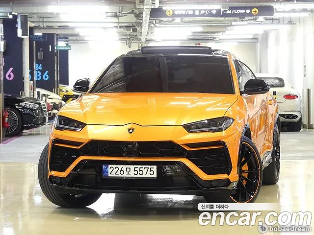 Lamborghini Urus — экстерьер