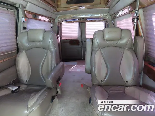 Chevrolet Chevy Van — интерьер