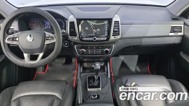KG Mobility Rexton — интерьер