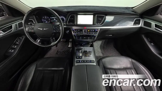 Genesis G80 — интерьер
