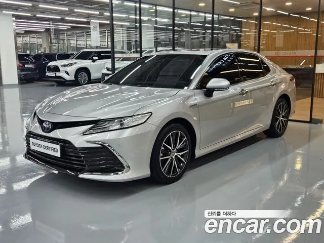 Toyota Camry — экстерьер