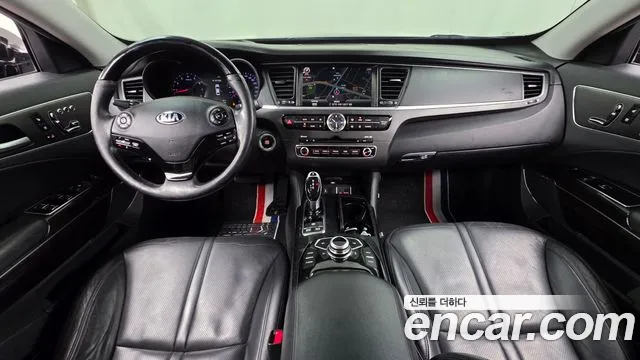 Kia K9 — интерьер