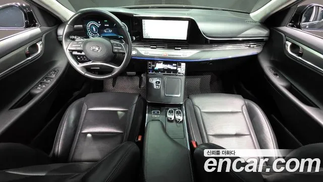 Hyundai Grandeur — интерьер