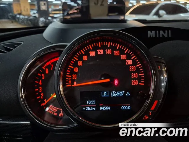 MINI Clubman — интерьер